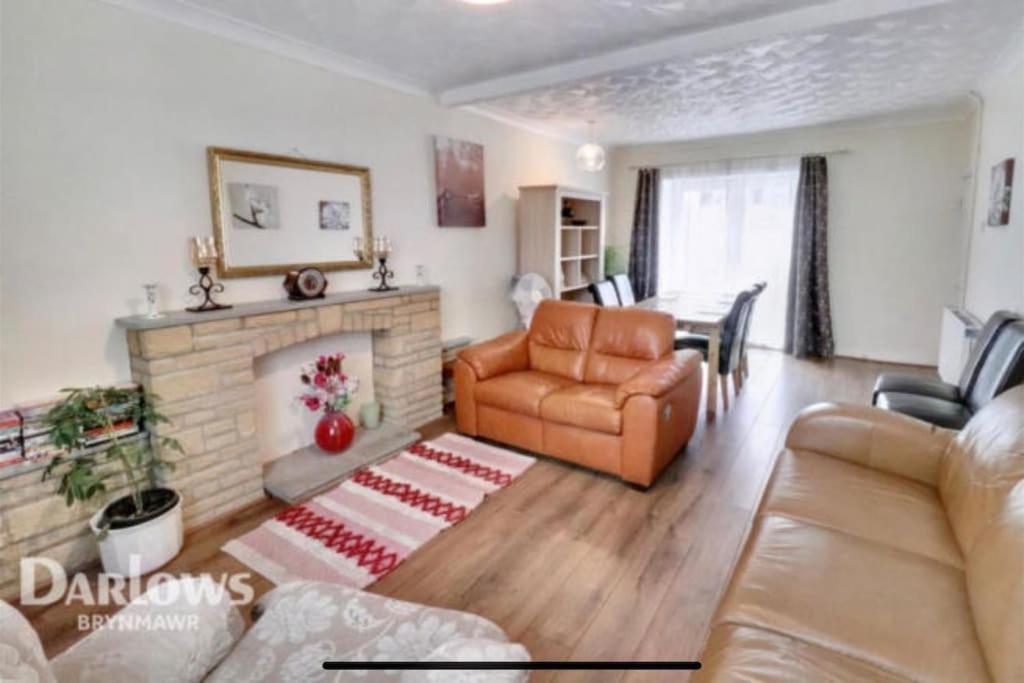 Aderyn Mawr Cottage Blaina ภายนอก รูปภาพ